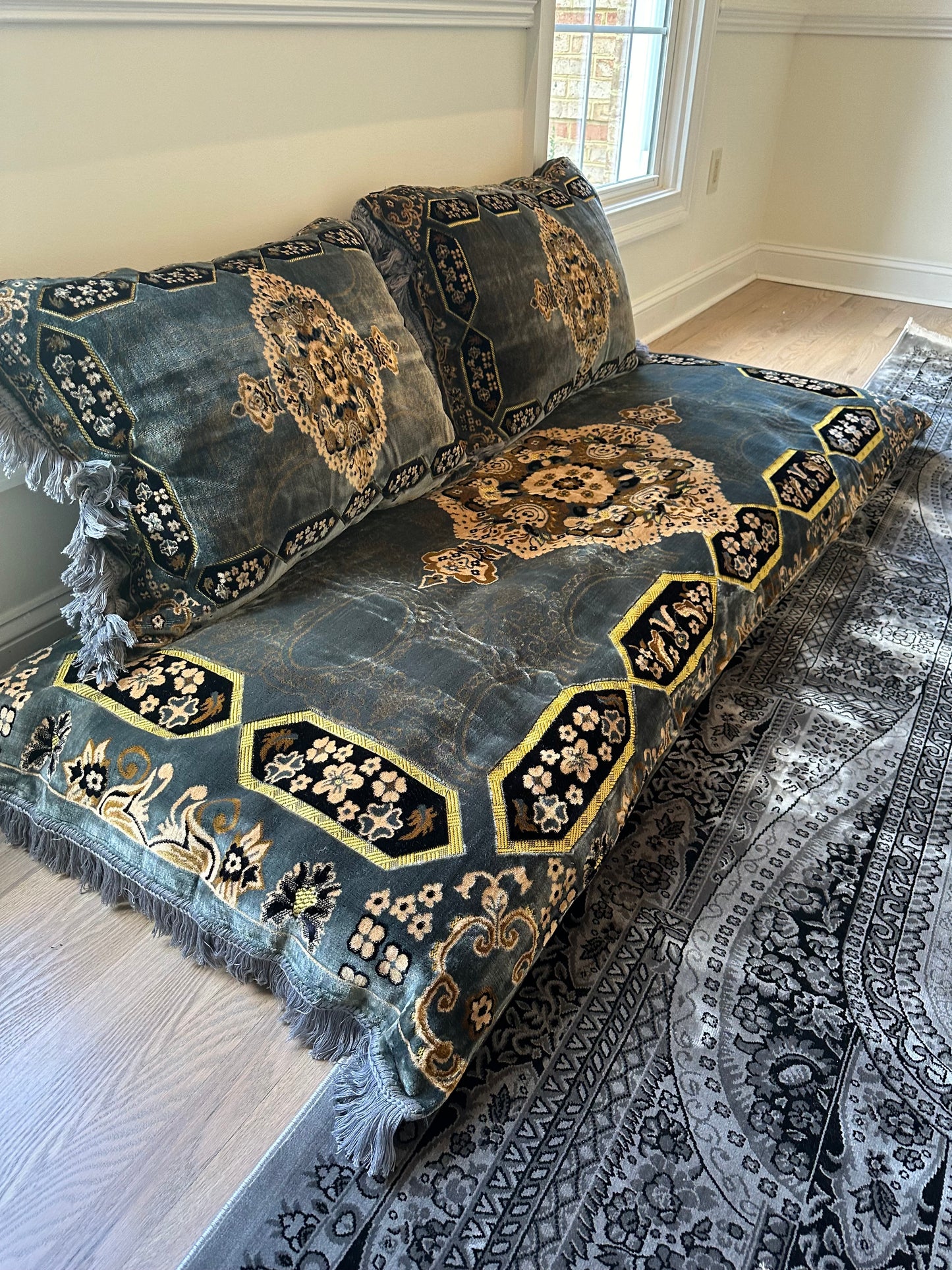 Grey/Green/Black Toshak