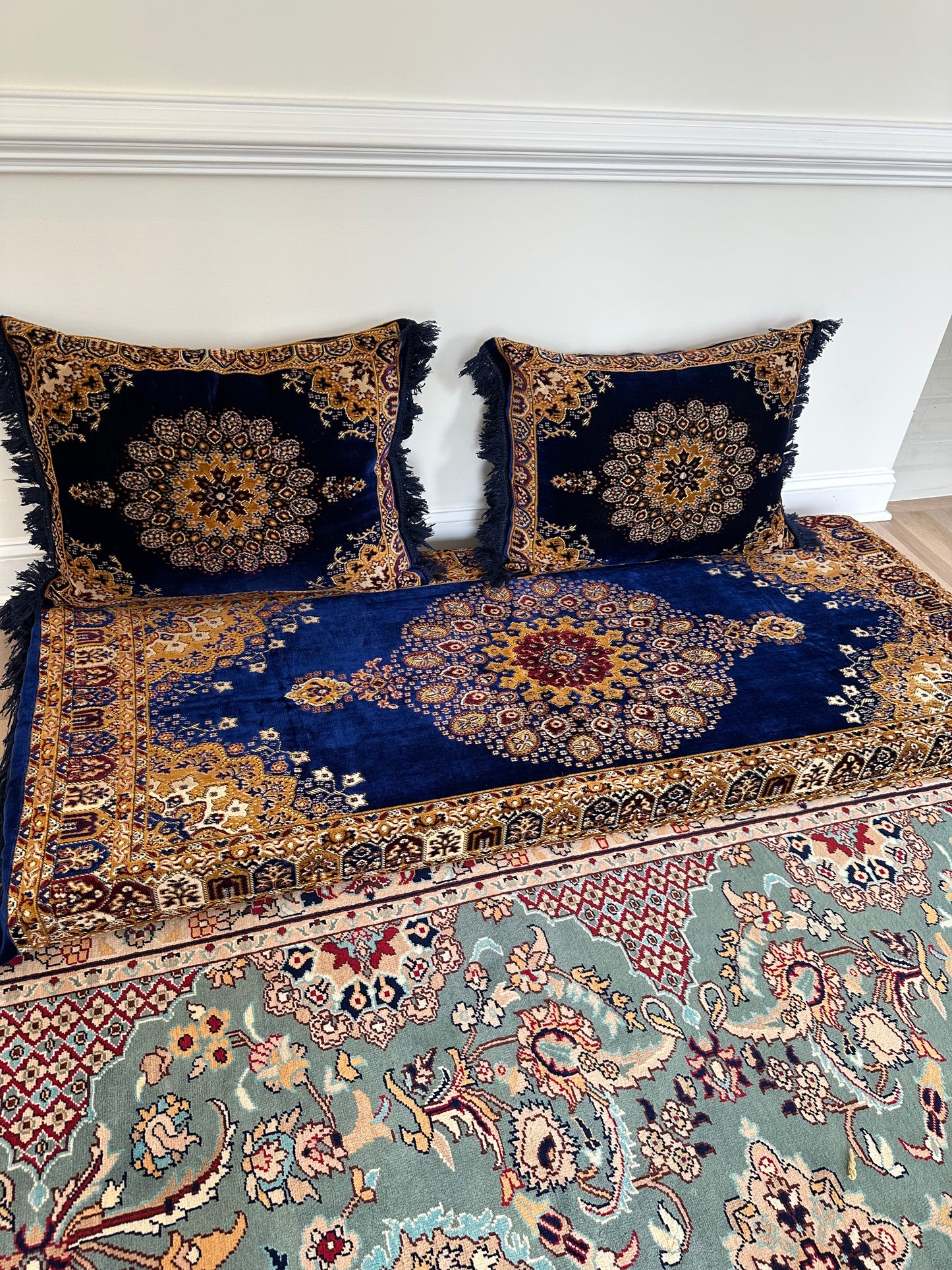 Alternative Royal Blue Toshak